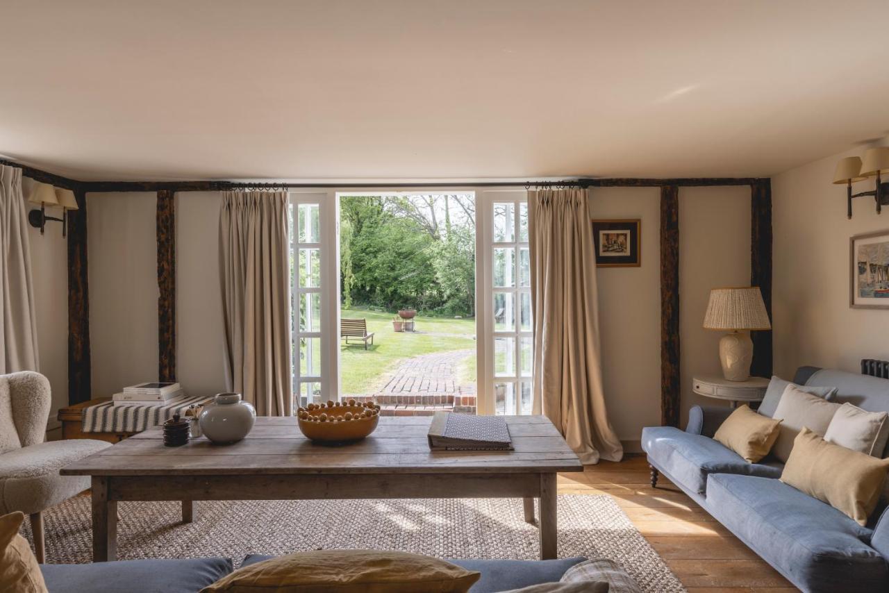 Cosy Cottage With Beautiful Garden, Hottub & Sauna Marden  Dış mekan fotoğraf