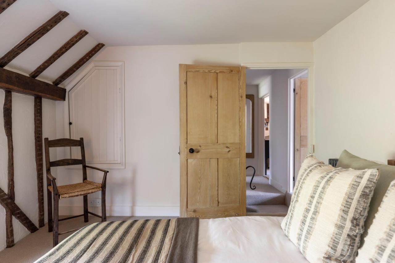 Cosy Cottage With Beautiful Garden, Hottub & Sauna Marden  Dış mekan fotoğraf