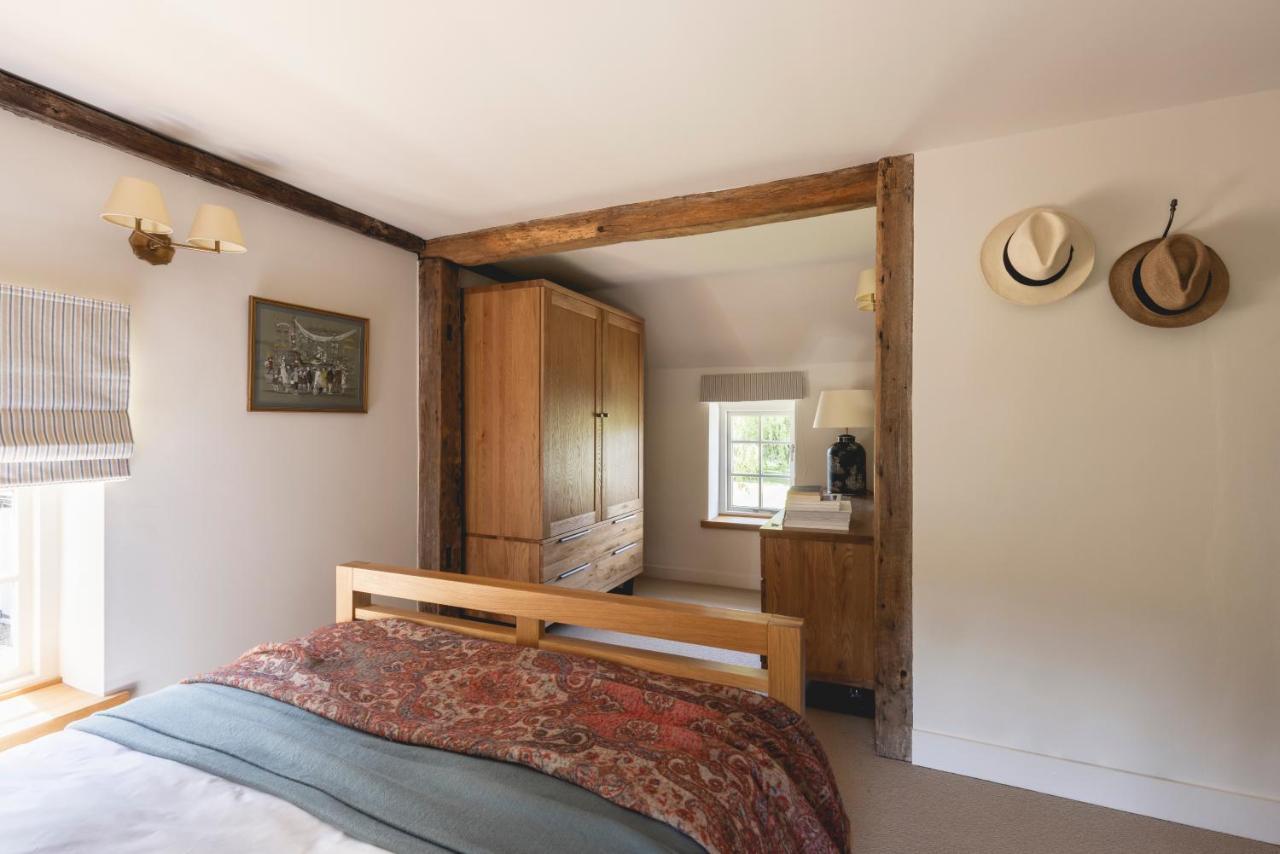 Cosy Cottage With Beautiful Garden, Hottub & Sauna Marden  Dış mekan fotoğraf